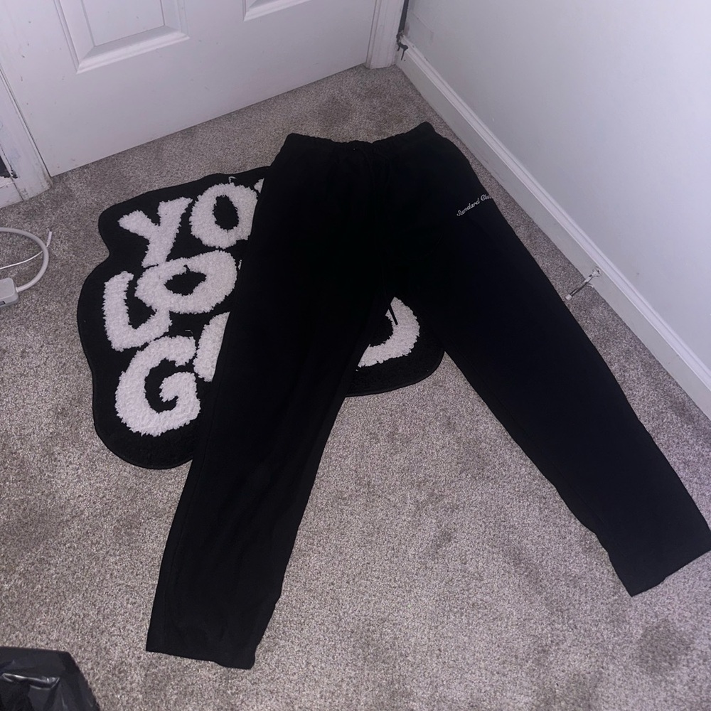 Black urban outfitter joggers